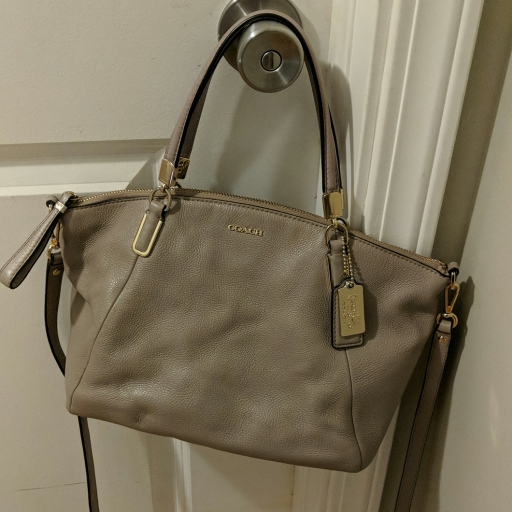 Coach Kelsey in grey birch